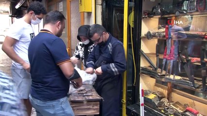 Bıçak bileyicilerinin Kurban Bayramı mesaisi yoğun geçiyor