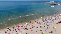 Bayram tatilini fırsat bilen İstanbullular Şile plajlarına akın etti