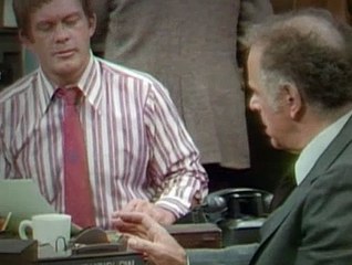 Barney Miller S08E20 Landmark Pt1