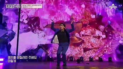 휘둥그래ㅁ(⊙o⊙) 모두를 들썩이게 한 흥겨운 이하은의 무대 ♬알라딘-Friend Like Me♬