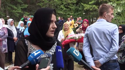TRNOVO - Bosna'daki savaşta kurşuna dizilen Srebrenitsalı 6 genç dualarla anıldı