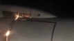 Il filme le réacteur de son avion qui prend feu en plein vol... pas très rassurant