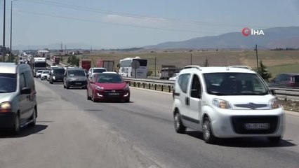 Amasya Valiliği'nden tatil yolunda aşı ve çay molası