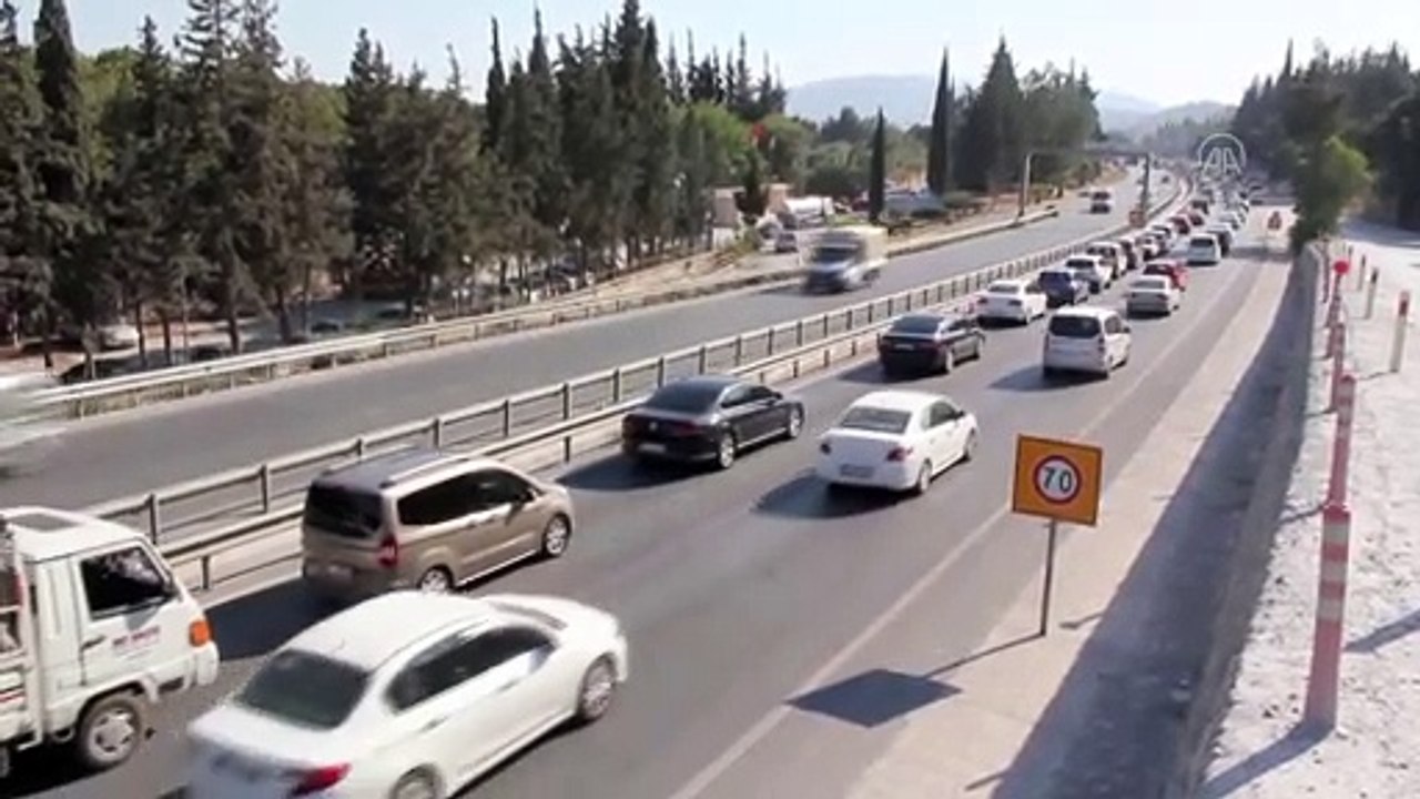 AYDIN - Kuşadası ve Didim sahillerinde bayram hareketliliği