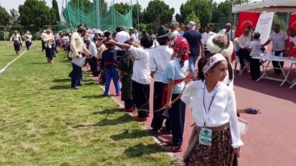 OSMANİYE - Geleneksel okçuluğun Açık Hava Şampiyonası sıralama atışları