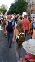 El mundo se moviliza contra la dictadura sanitaria (Finlandia)