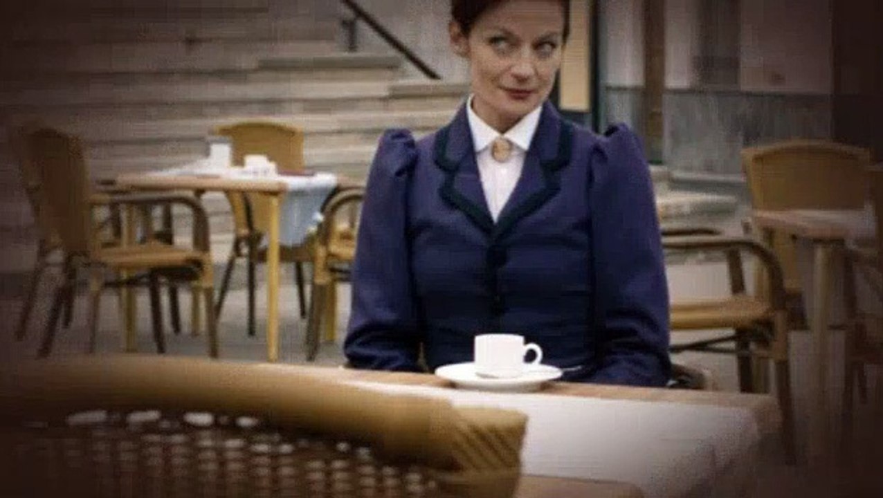 Doctor Who S09E01 The Magician's Apprentice