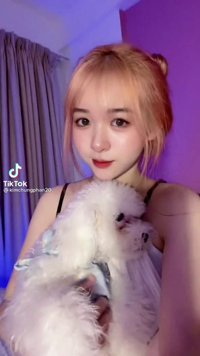 I Can't Take My Eyes Off This Beauty