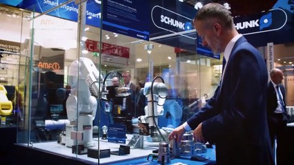 আপনার কপাল কত খারাপ ভিডিওটি দেখলেই বুঝতে পারবেন ! যেগুলো শুধু জাপানেই দেখা যায়