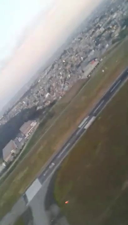 ANDE DE AVIÃO SEM ESTAR DENTRO DELE