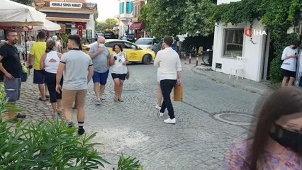 (ÇANAKKALE)Turizm cenneti Bozcaada'da adım atacak yer kalmadı