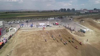 AFYONKARAHİSAR - Irmak Yıldırım, Motokros şampiyonasında Türkiye'yi temsil edecek ilk kadın olmanın gururunu yaşıyor