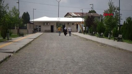 BİR ANNE DAHA EVLADINA KAVUŞTU -1