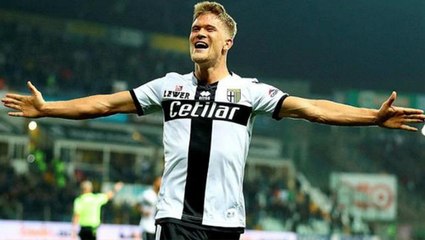 Fenerbahçe, Mesut Özil'in gol attıracağı forveti buldu! Andreas Cornelius transferi için düğmeye basıldı