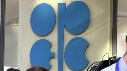 "OPEC+, 8월부터 추가 감산 완화 합의...산유량 관리 기한 연장" / YTN