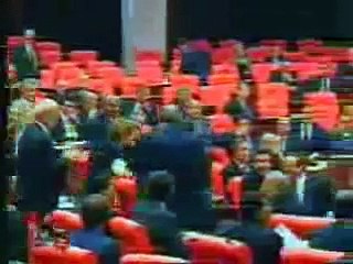 Ecevit'in akıllarda kalan tek icraatı: Bu kadına haddini bildirin!