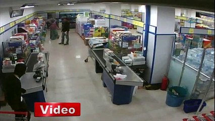 Komedi filmi gibi market soygunu