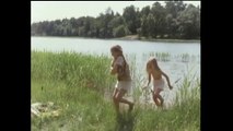Kahdeksan peiliä (1982).short