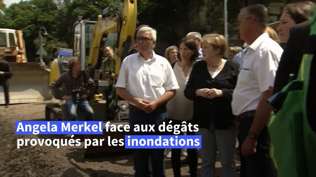 Inondations: Merkel découvre une dévastation surréaliste