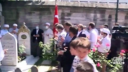 İlhan Varank mezarı başında anıldı