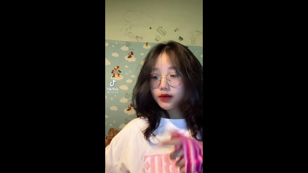 I Can't Take My Eyes Off This Beauty #3