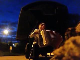 Ne me quitte pas - Jacques Brel ( Brecht Goudesone on Accor