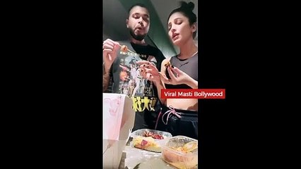 Shruti Haasan Enjoys Chicken With Boyfriend and Making Dosa