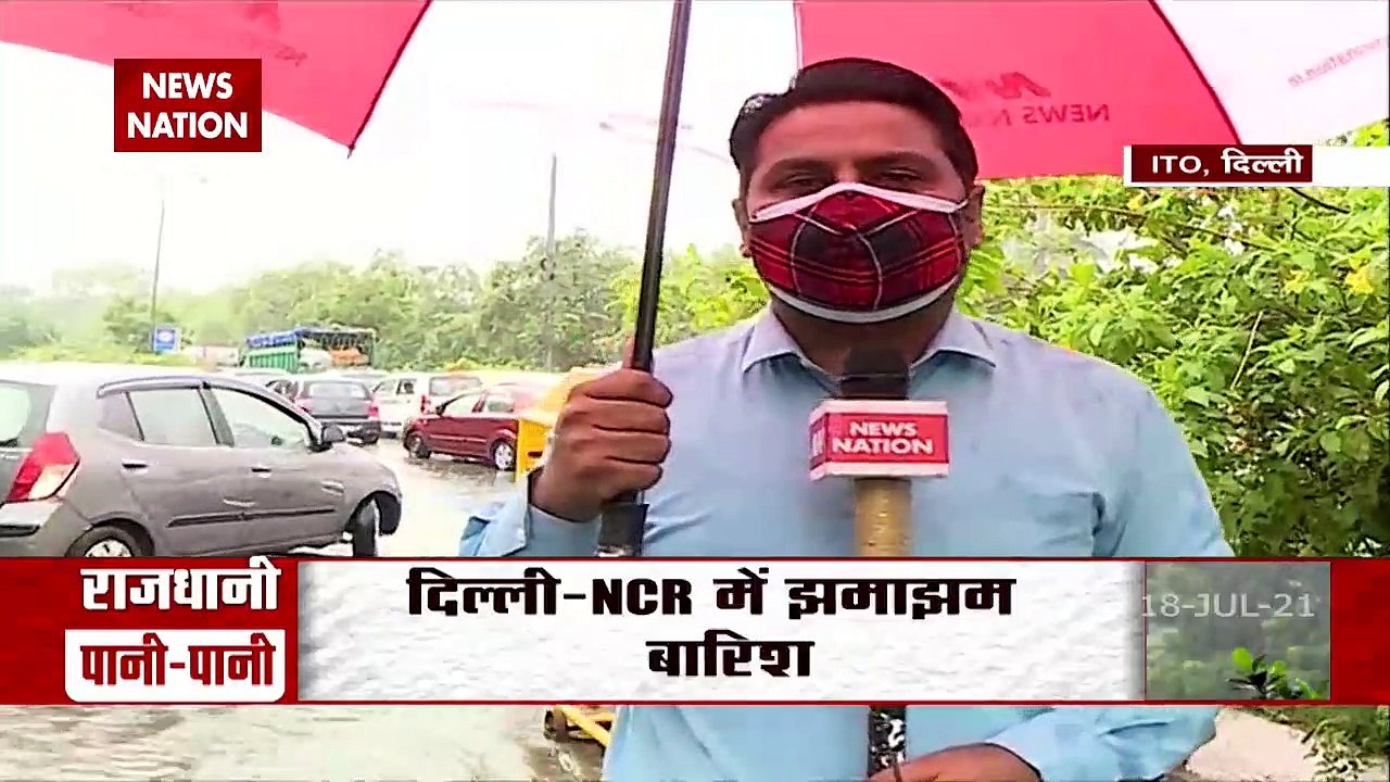 Delhi rains: Waterlogging, traffic snarls after heavy showers,Watch It