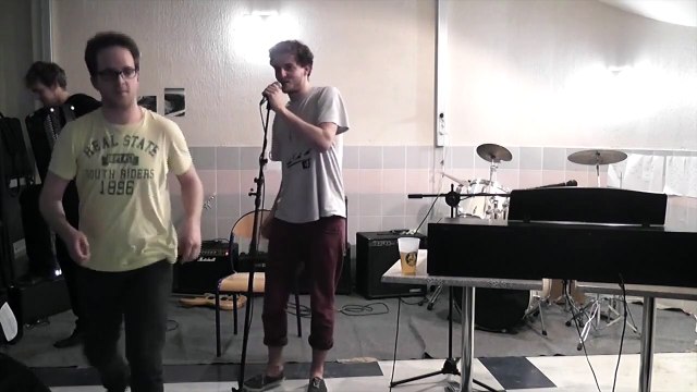 JBis et Ions - Dans le Port d'amsterdam (Jaques Brel)