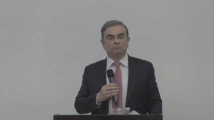 Estadounidenses condenados a prisión en Japón por la fuga de Ghosn