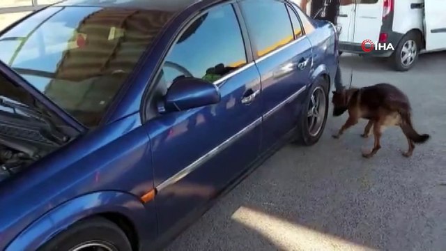 İzmir’de otoyol gişelerinde uyuşturucu operasyonu: 3 gözaltı