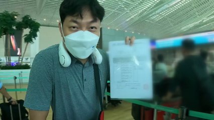 도쿄행 대장정, 서류와의 씨름...'성선설 수칙' 비판도 / YTN