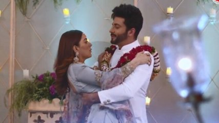 Karan and Preeta romance each other in Kundali Bhagya in front of their family