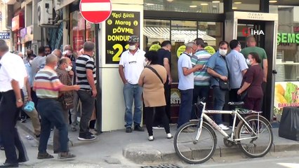 Arefe gününde çarşıya akın ettiler