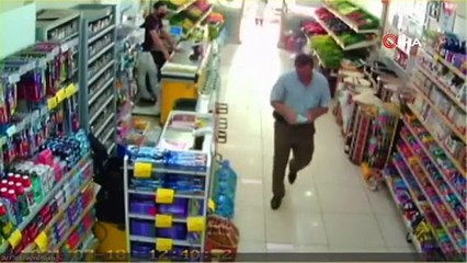 Bursa'da görenler hayrete düştü! Maskesini öyle bir yerden çıkarttı ki...