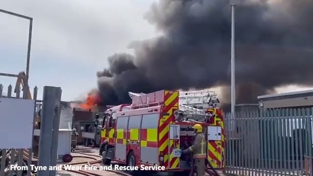 Fire in Hendon - footage from Tyne and Wear Fire and Rescue Service