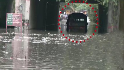 Download Video: Delhi: Heavy waterlogging under the Prahladpur underpass