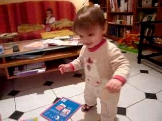 Lucie - Premiers pas