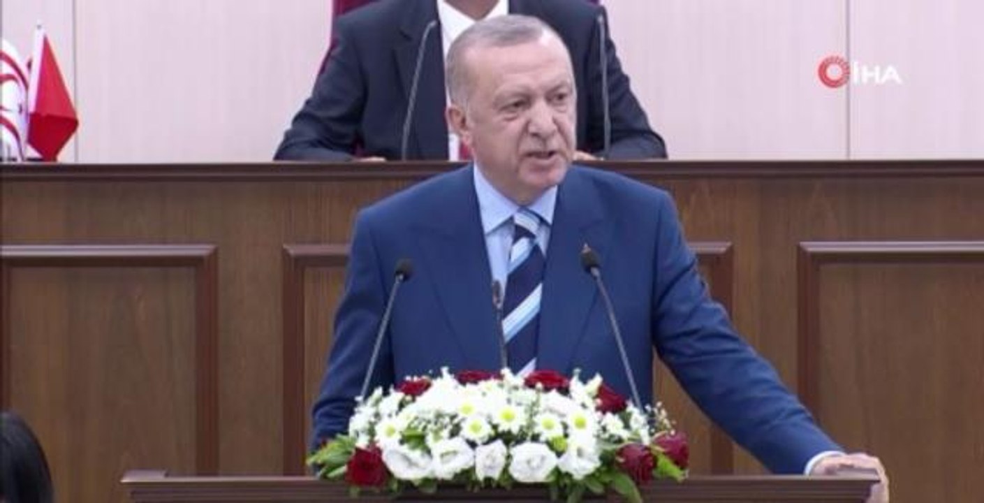 Cumhurbaşkanı Erdoğan'dan KKTC'ye Cumhurbaşkanlığı Külliyesi müjdesiCumhurbaşkanı Recep Tayyip Erdoğan: "Kıbrıslı kardeşlerimizi kolay lokma olarak...