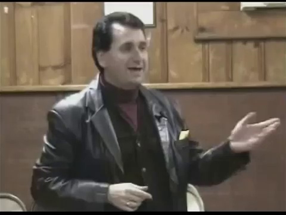 Bobby J. Gallo Lectures The Magician's Round Table