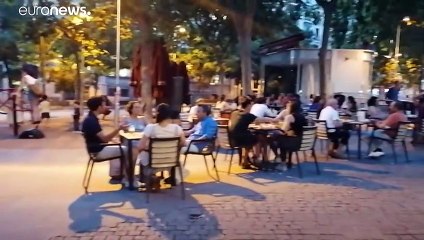 Más de la mitad de los españoles ya han completado la pauta de vacunación