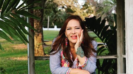 Saavedra nos presentó la carta que escribió a su país