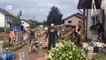 После наводнения в Германии: как волонтеры и жители пытаются спасти имущество и дома (19.07.2021)