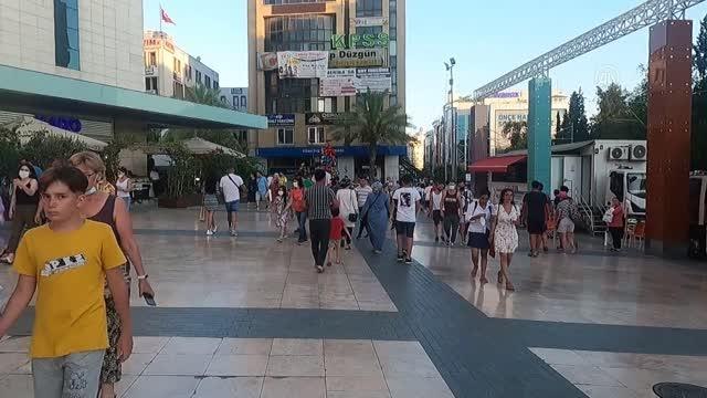 Turizmin başkenti nde bayram öncesi yoğunluk