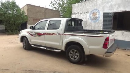 ENCEMİİNE - Help Yetim İnsani Yardım Organizasyonu Afrika'daki yetimlere bayramlık giysi hediye etti