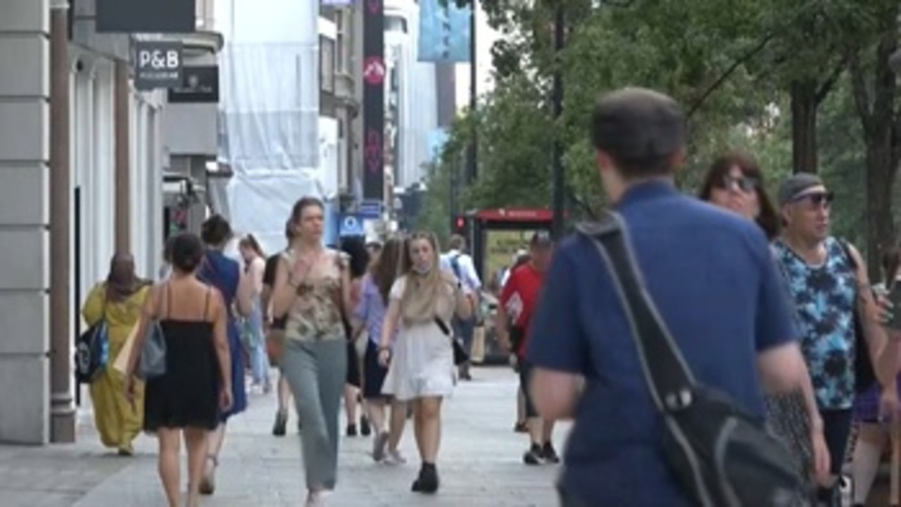 Inglaterra se lanza a la nueva normalidad pese a la ola de contagios