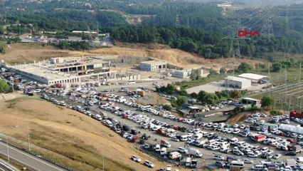 Kurban pazarındaki hareketlilik havadan görüntülendi