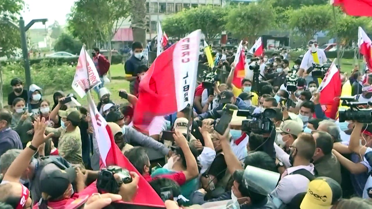 Peru: Politneuling und Marxist Pedro Castillo (51) neuer Präsident