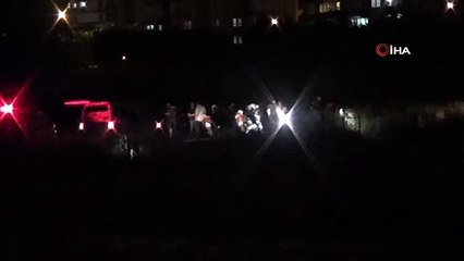 Sokak ortasında kadına kurşun yağmuru