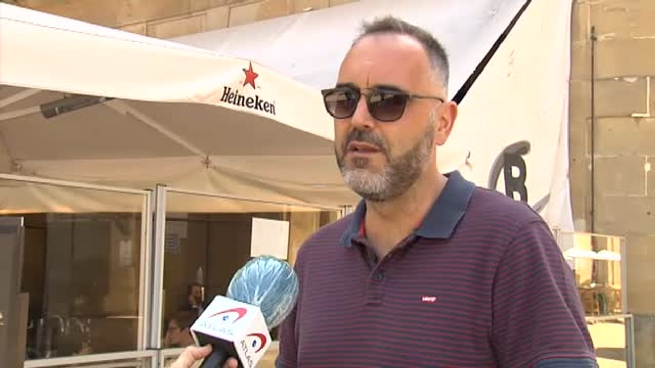 Los gobiernos autonómicos endurecen las restricciones ante el incesante aumento de los contagios